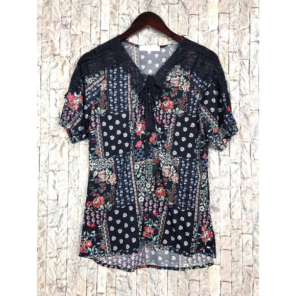 Anthropologie Tops - Anthropologie Eden & Olivia Navy Print Top